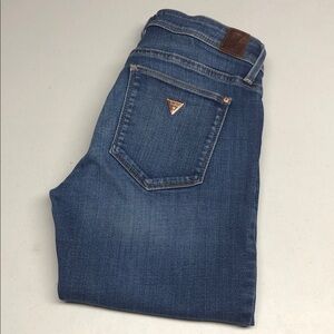 GUESS LOW RISE SKINNY JEANS 28x30 ⭐️